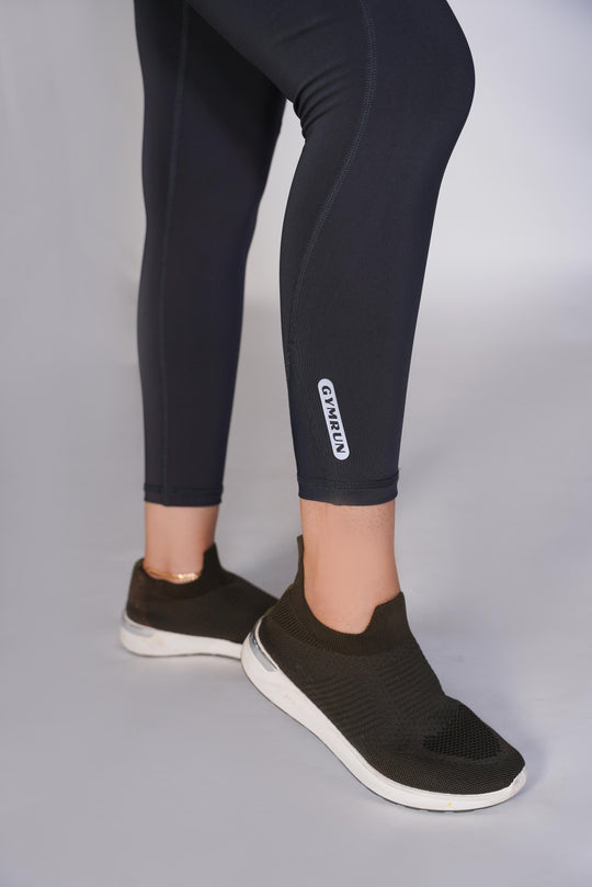 Vital Seamless Crop  Legging - Black