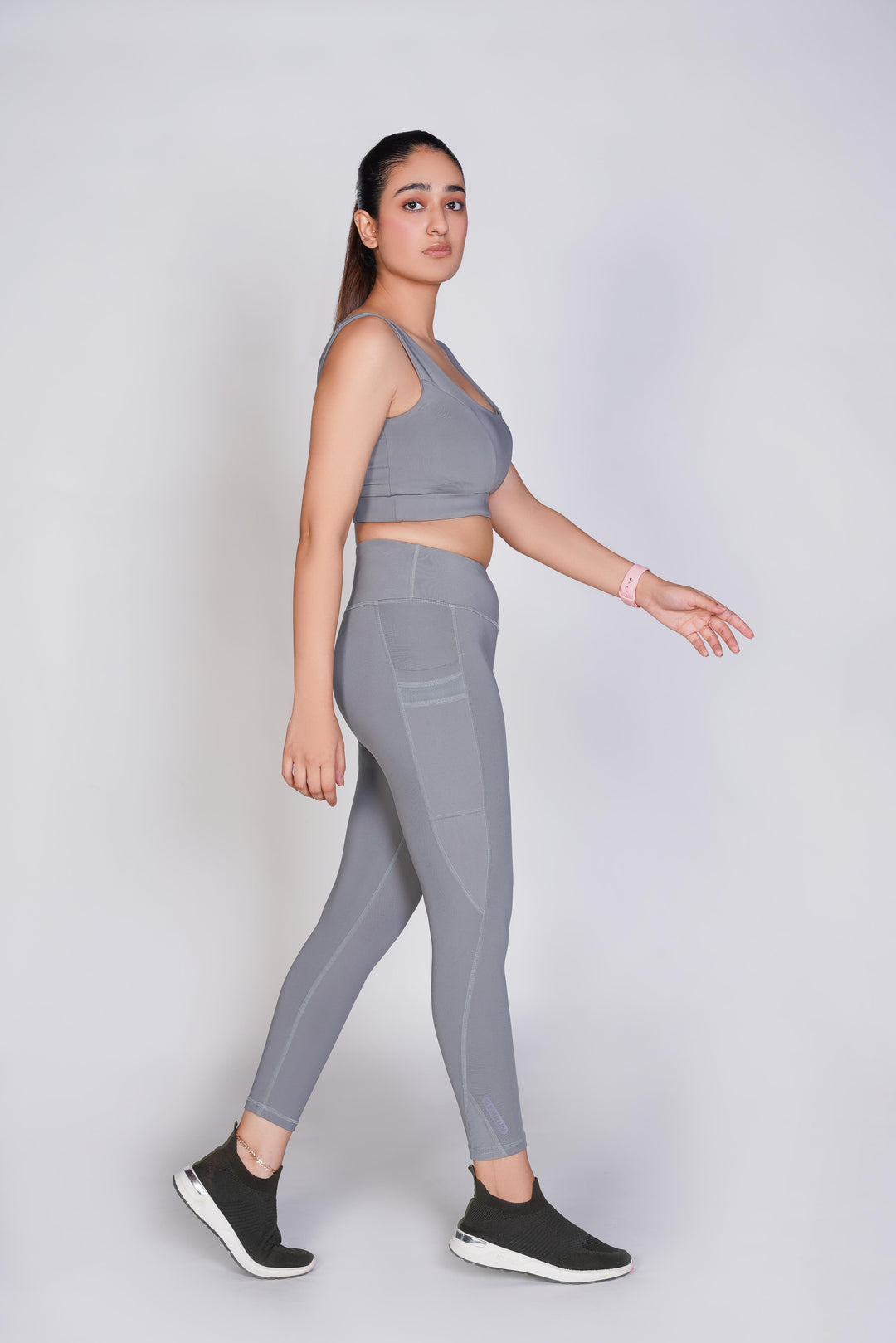 Vital Sports Bra - Grey